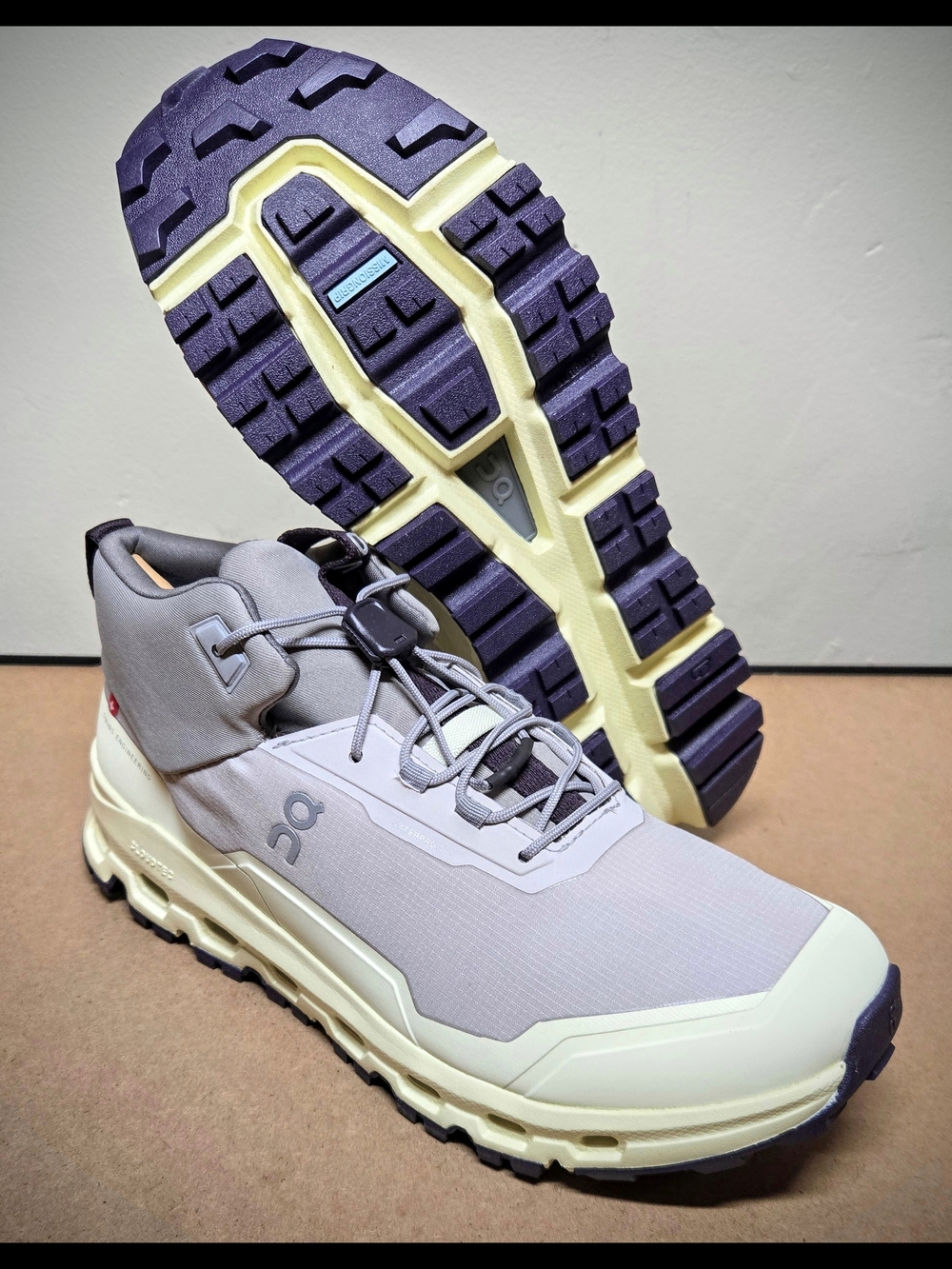 NEW $155 ON Kids youth size 6.5 (8 Wmn) Cloudhero Mid Waterproof Shoes OnCloud